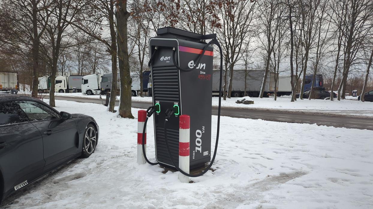 E.ON Drive Charging Station, A44 in Diemelstadt