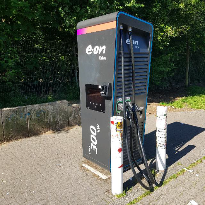 E.ON Drive Charging Station, A3 in Rösrath