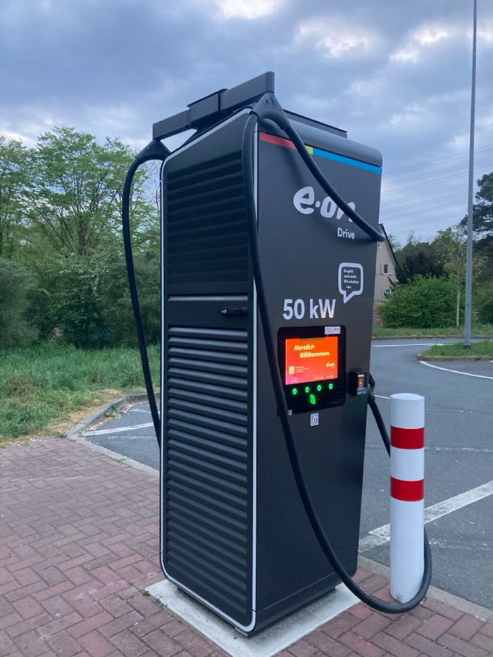 E.ON Drive Charging Station, A5 in Weiterstadt