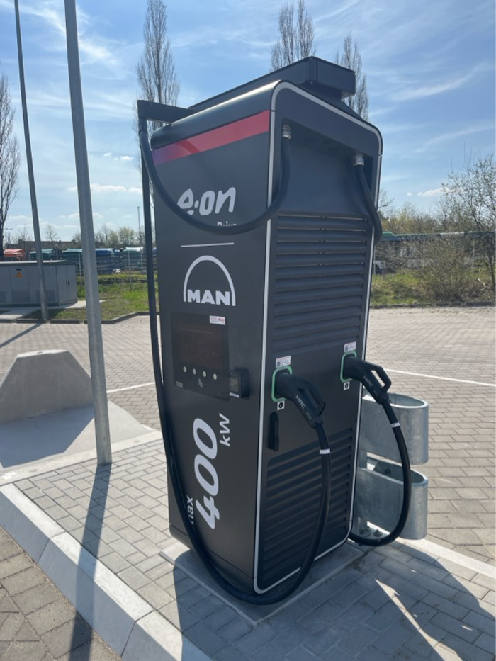 E.ON Drive Charging Station, Dr.-Ernst-Zimmermann-Allee in Karlsfeld (München)