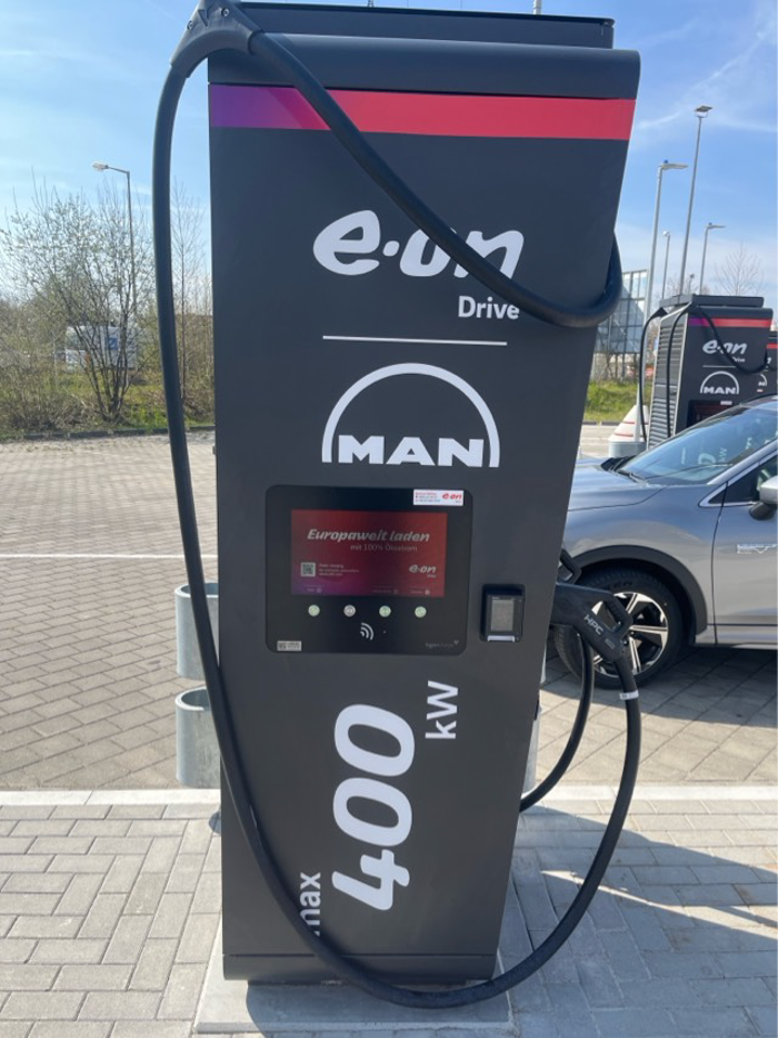 E.ON Drive Charging Station, Dr.-Ernst-Zimmermann-Allee in Karlsfeld (München)
