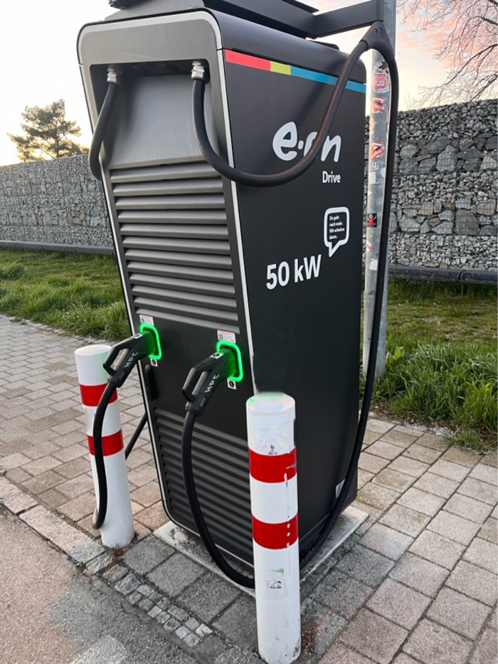 E.ON Drive Charging Station, A8 in Augsburg