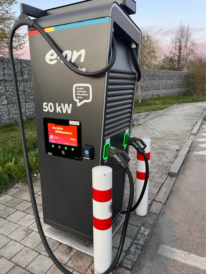 E.ON Drive Charging Station, A8 in Augsburg