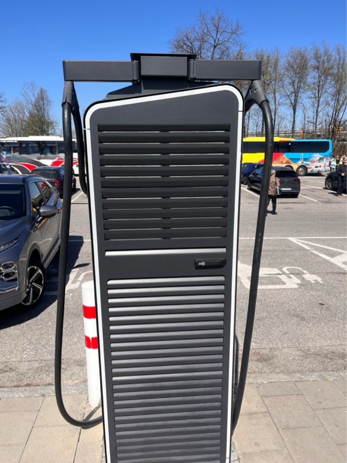 E.ON Drive Charging Station, A8 in Irschenberg