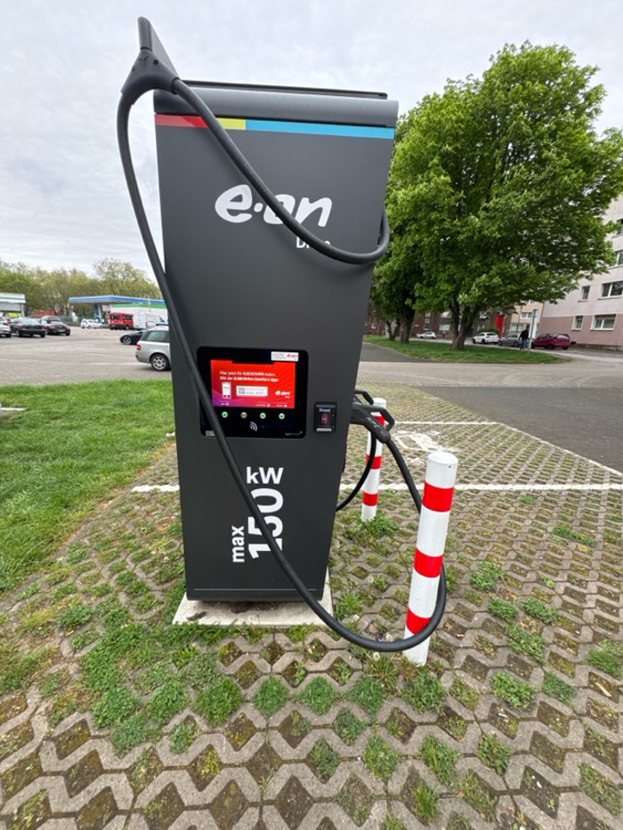 E.ON Drive Charging Station, Helene-Kropp-Straße in Duisburg