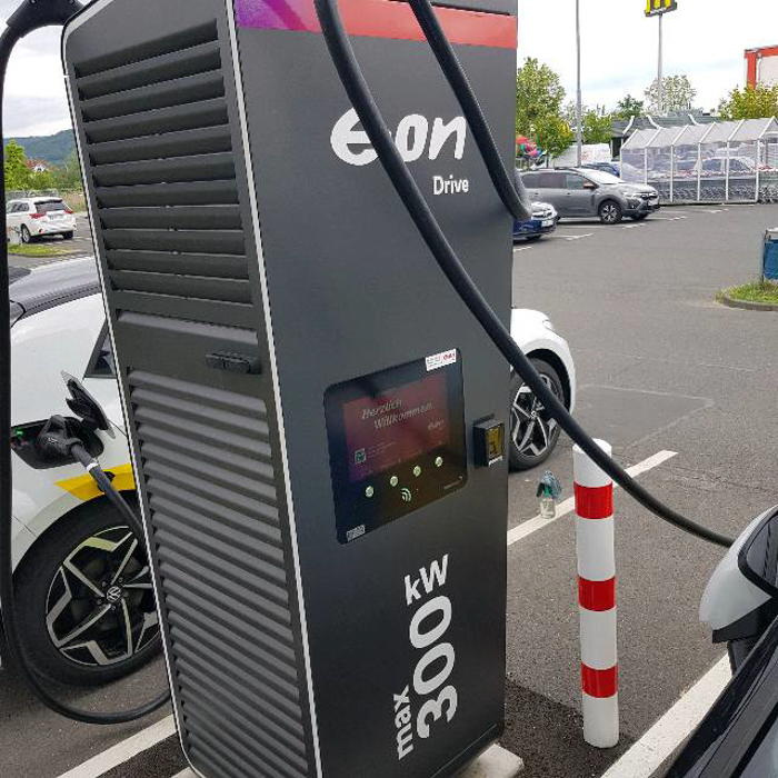 E.ON Drive Public Ladestation, Daimlerstraße in Alzenau