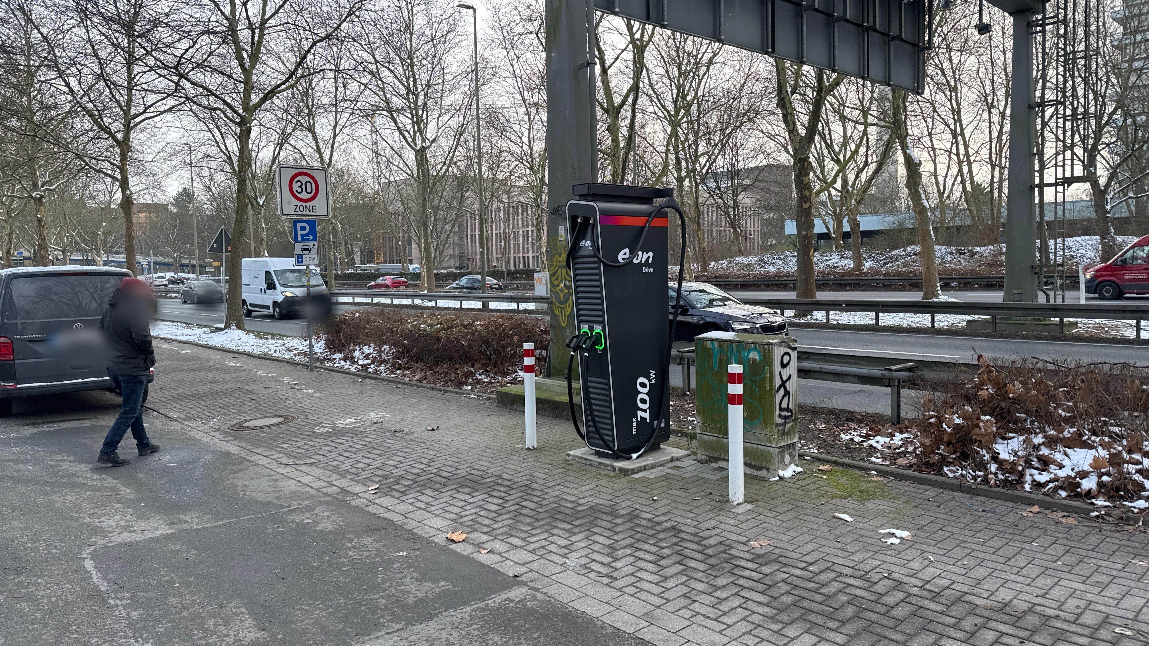 E.ON Drive Public Ladestation, Rheinlanddamm in Dortmund