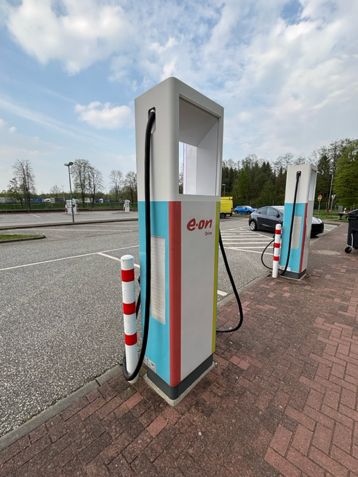E.ON Drive Charging Station, A7 in Großenaspe