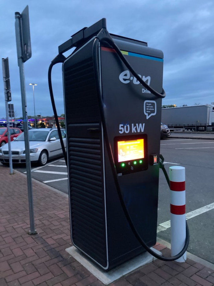E.ON Drive Charging Station, A5 in Weiterstadt