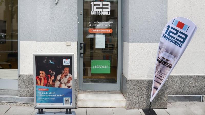 123 FAHRSCHULE Bonn, Stiftsplatz in Bonn