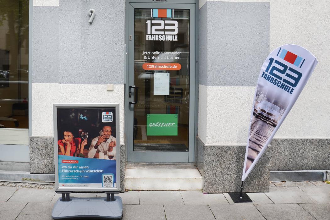 123 FAHRSCHULE Bonn, Stiftsplatz in Bonn