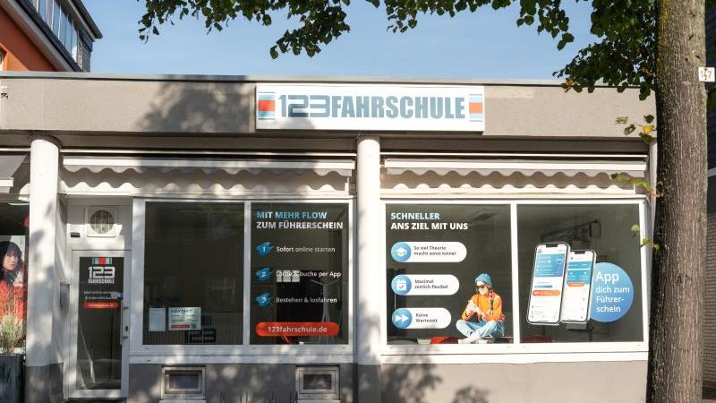 123 FAHRSCHULE Leverkusen-Wiesdorf, Rathenaustraße in Leverkusen