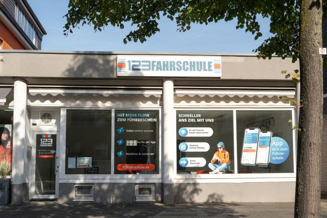 123 FAHRSCHULE Leverkusen-Wiesdorf, Rathenaustraße in Leverkusen