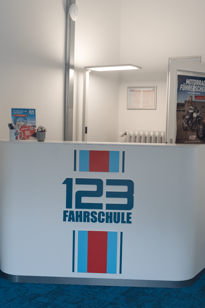 123 FAHRSCHULE Köln-Holweide, Bergisch Gladbacher Straße in Köln