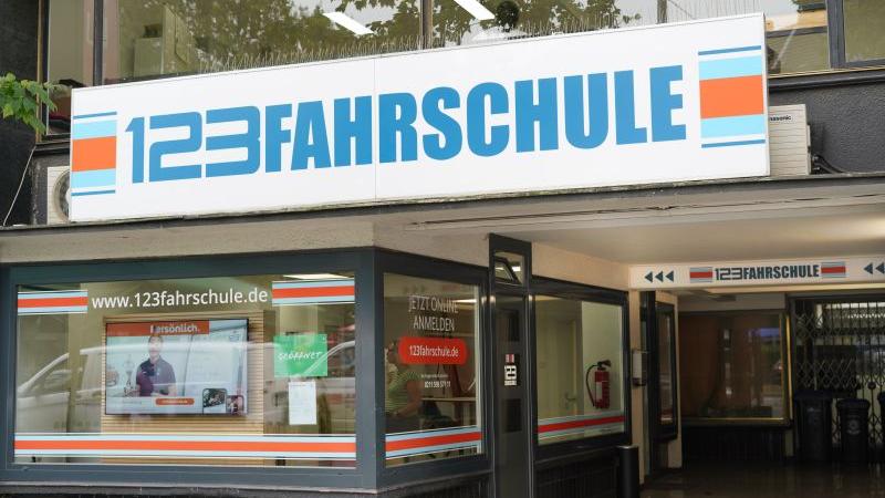 123 FAHRSCHULE Düsseldorf-Zentrum, Am Wehrhahn in Düsseldorf