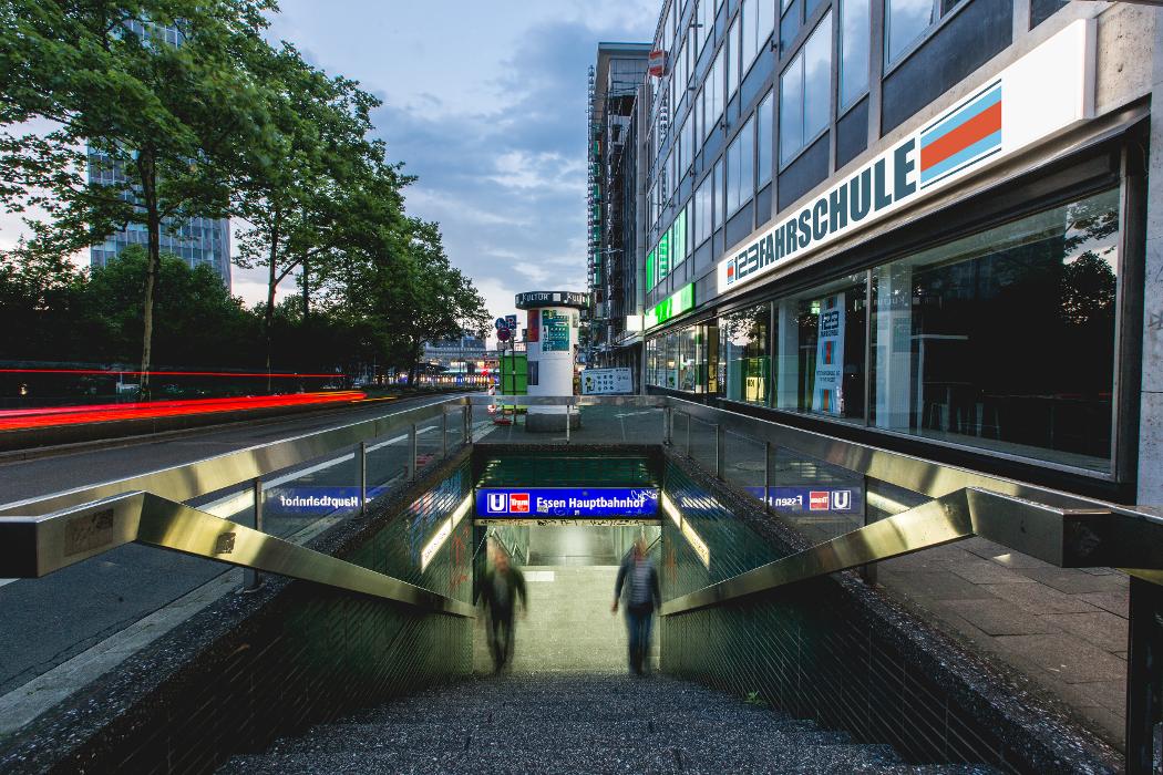 123 FAHRSCHULE Essen-Zentrum, Huyssenallee in Essen