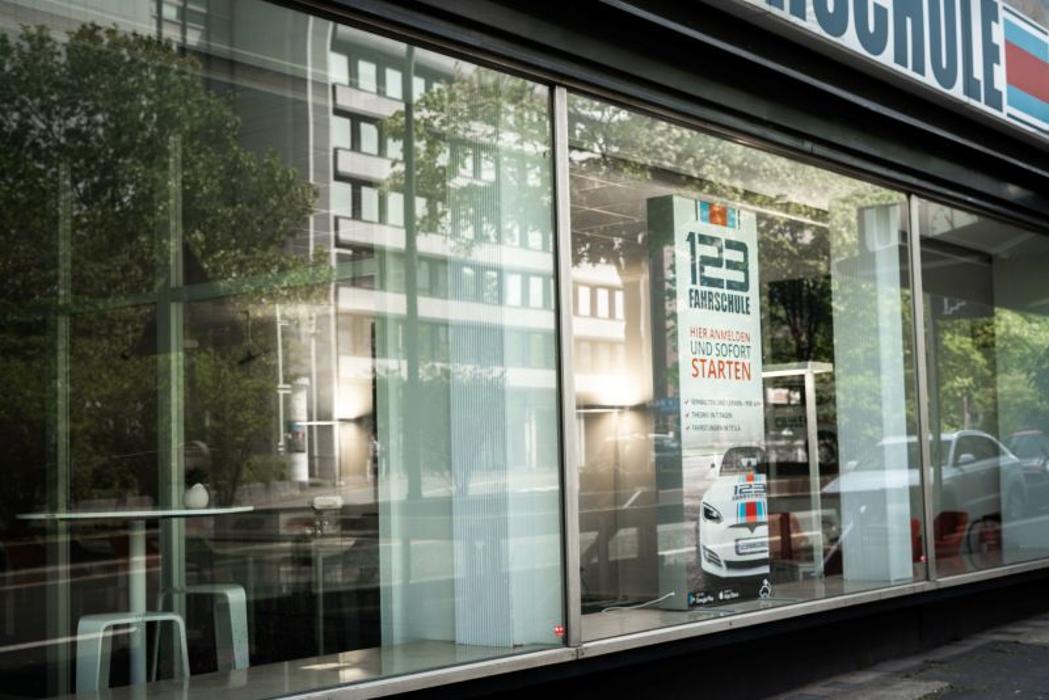 123 FAHRSCHULE Essen, Huyssenallee in Essen