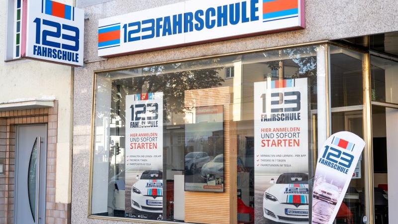 123 FAHRSCHULE Köln-Lindenthal, Lindenthalgürtel in Köln