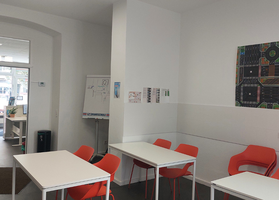 123 FAHRSCHULE Berlin-Friedrichshain, Frankfurter Allee in Berlin