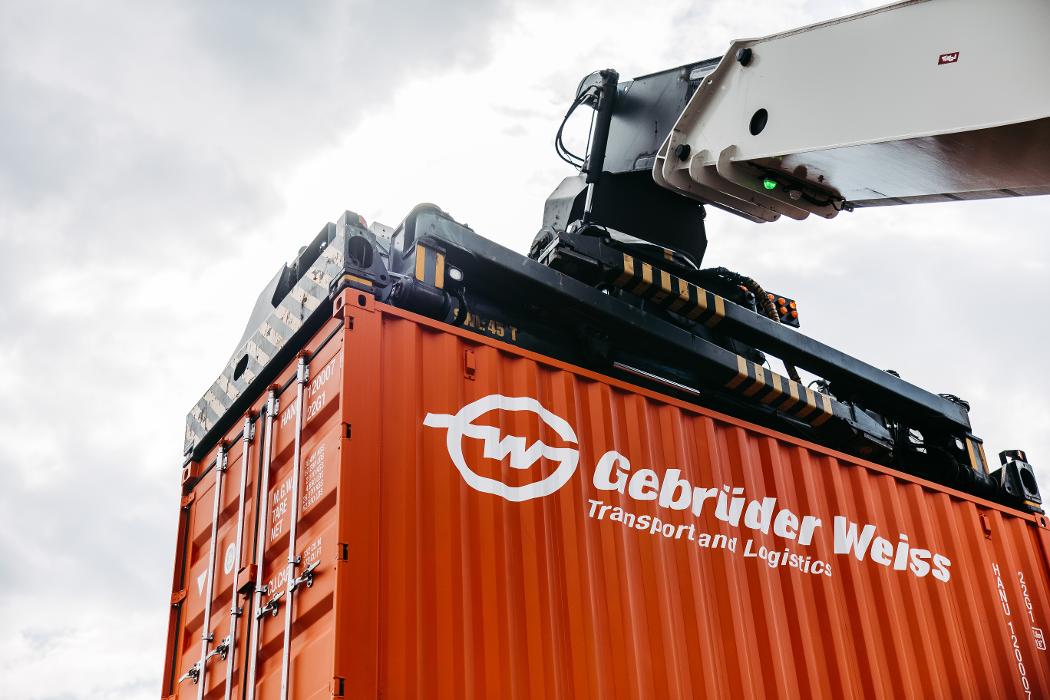 Gebrüder Weiss GmbH, Langkampfen - Lager, Sportplatzweg in Langkampfen