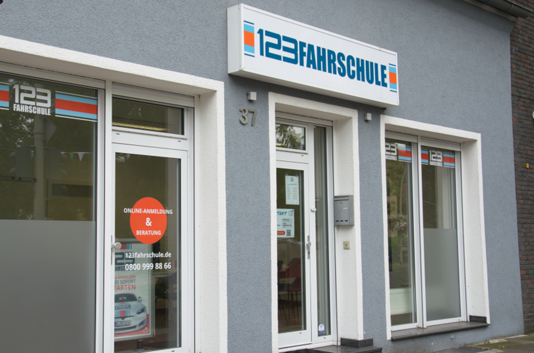 123 FAHRSCHULE Duisburg-Süd, Mündelheimer Straße in Duisburg