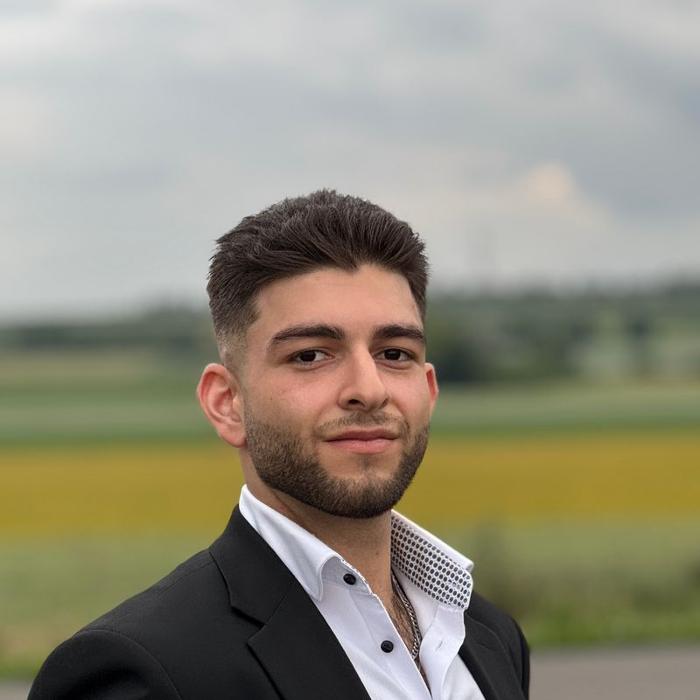 ERGO Versicherung Ariya Mehdipour, Rheinstraße in Darmstadt