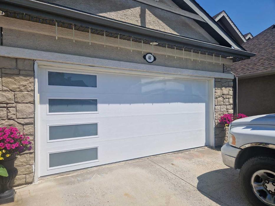 Mr Garage Doors of Canada Inc. Calgary Door Centre