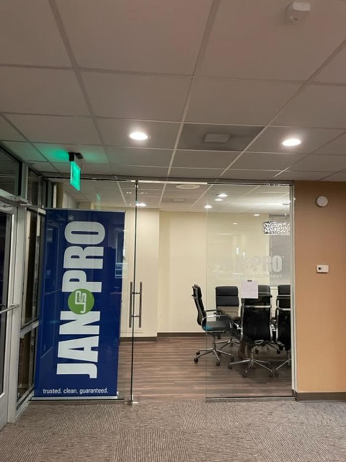 JAN-PRO Cleaning & Disinfecting in Richmond/Charlottesville - Richmond, VA