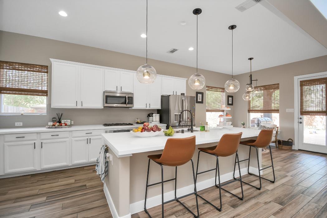 iFloors Kitchen & Bath - Sugar Land, TX