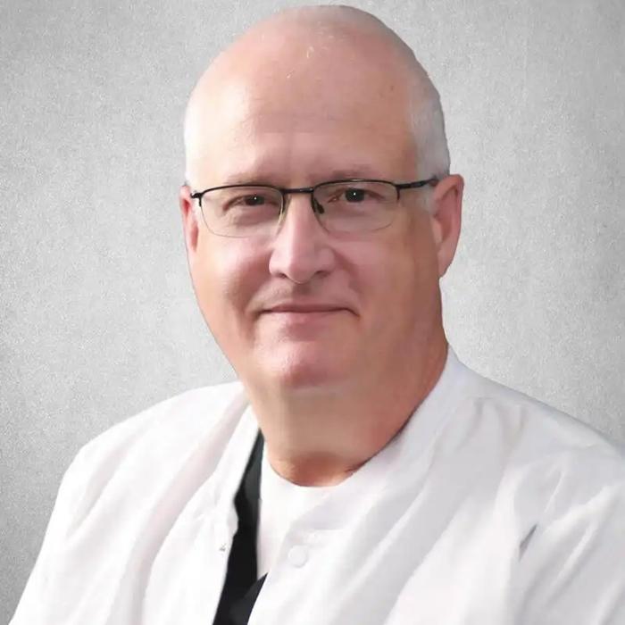 Michael Crowder, DDS Logo