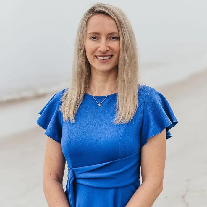 Julia Lipkin, DMD Logo