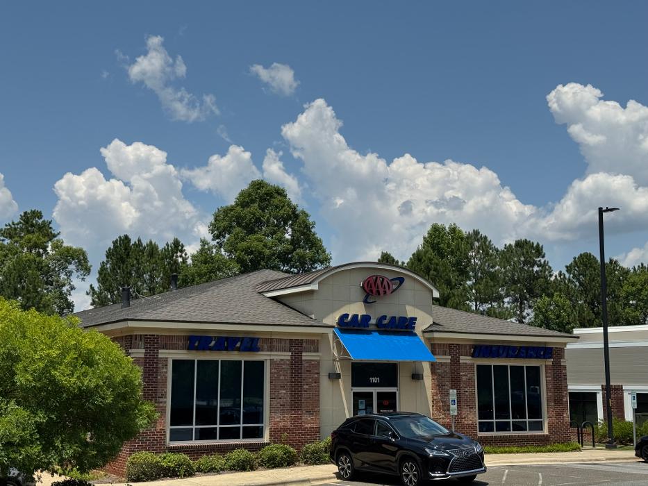 AAA Car Care Center Logo