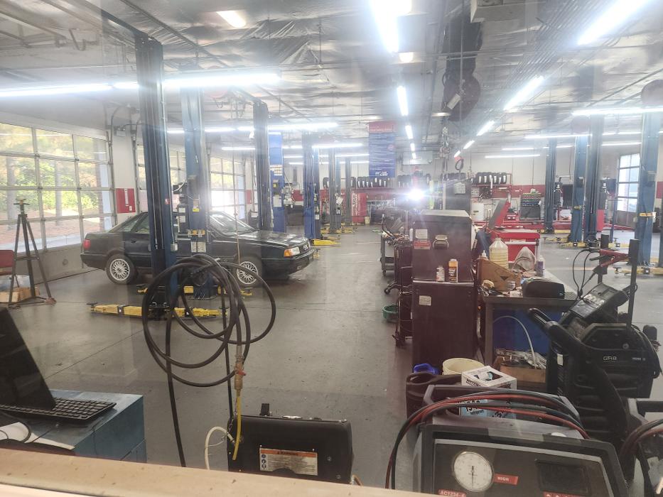 AAA Car Care Center Image