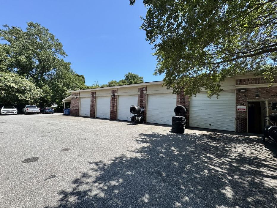 AAA Car Care Center - Mount Pleasant, SC