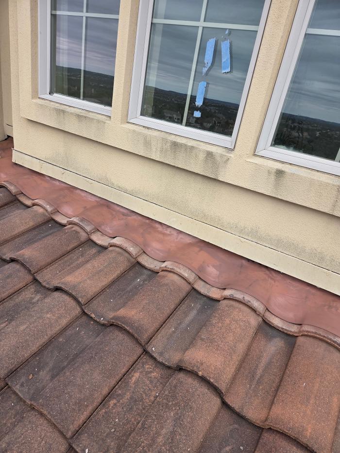 Instant Roofing & Exteriors Image