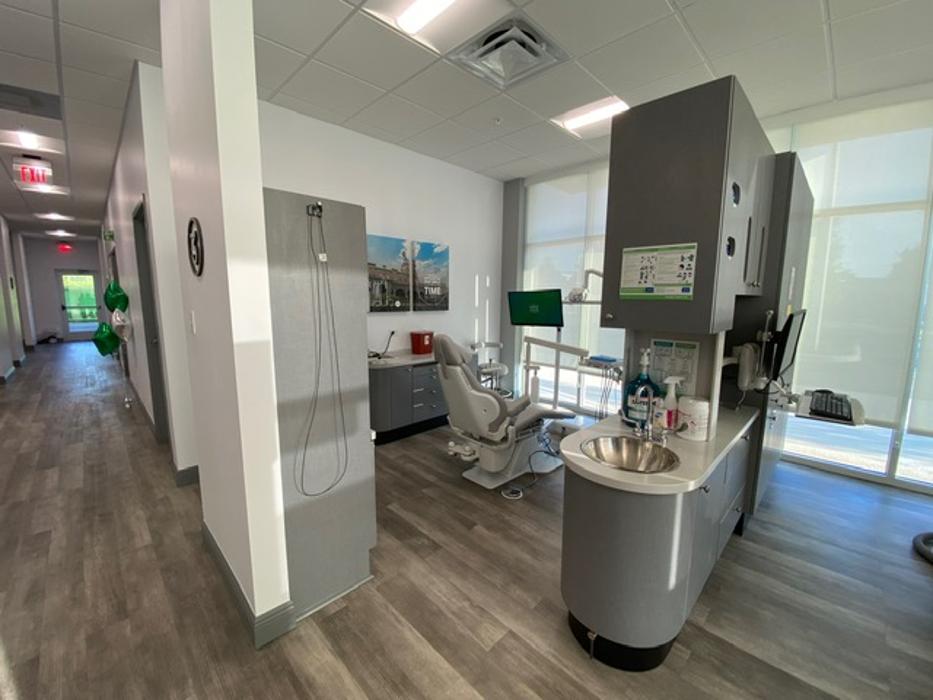 Sage Dental of Zephyrhills Image
