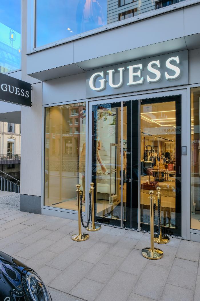 GUESS, Neuer Wall in Hamburg