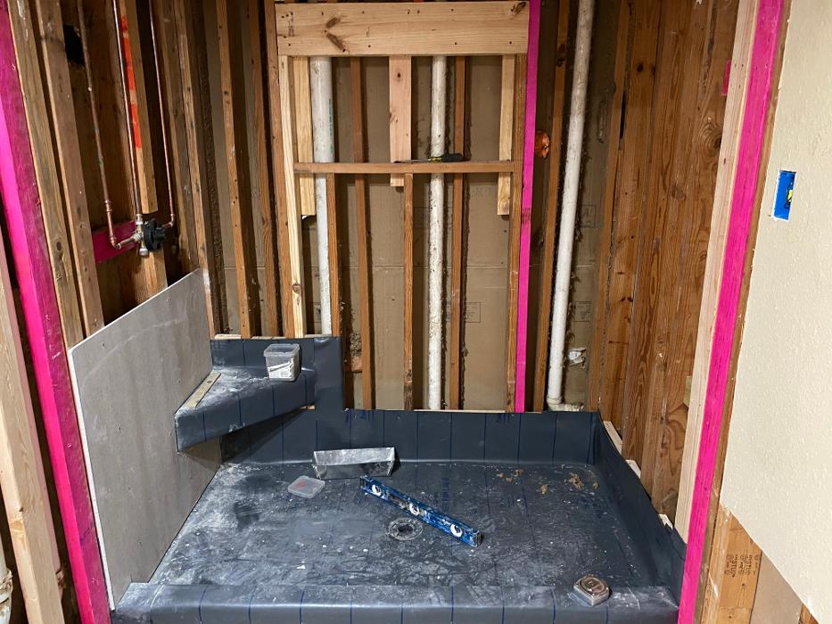 Distinguished Designs - General Contractor, Kitchen, & Bathroom Remodeling Image