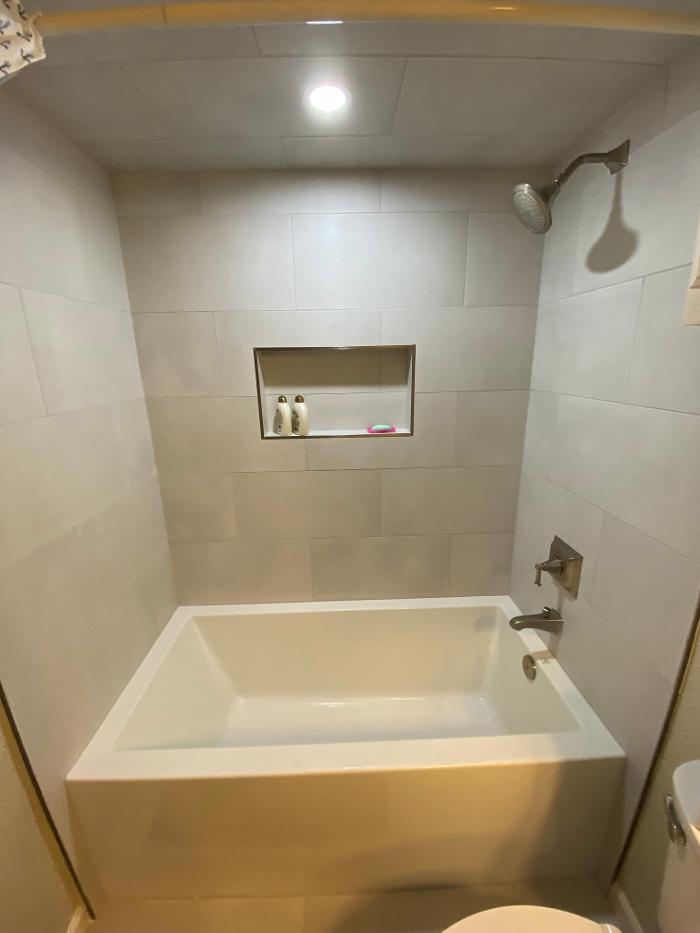 Distinguished Designs - General Contractor, Kitchen, & Bathroom Remodeling Image