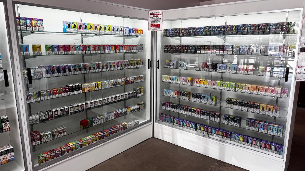 Red Star Vapor - Phoenix, AZ