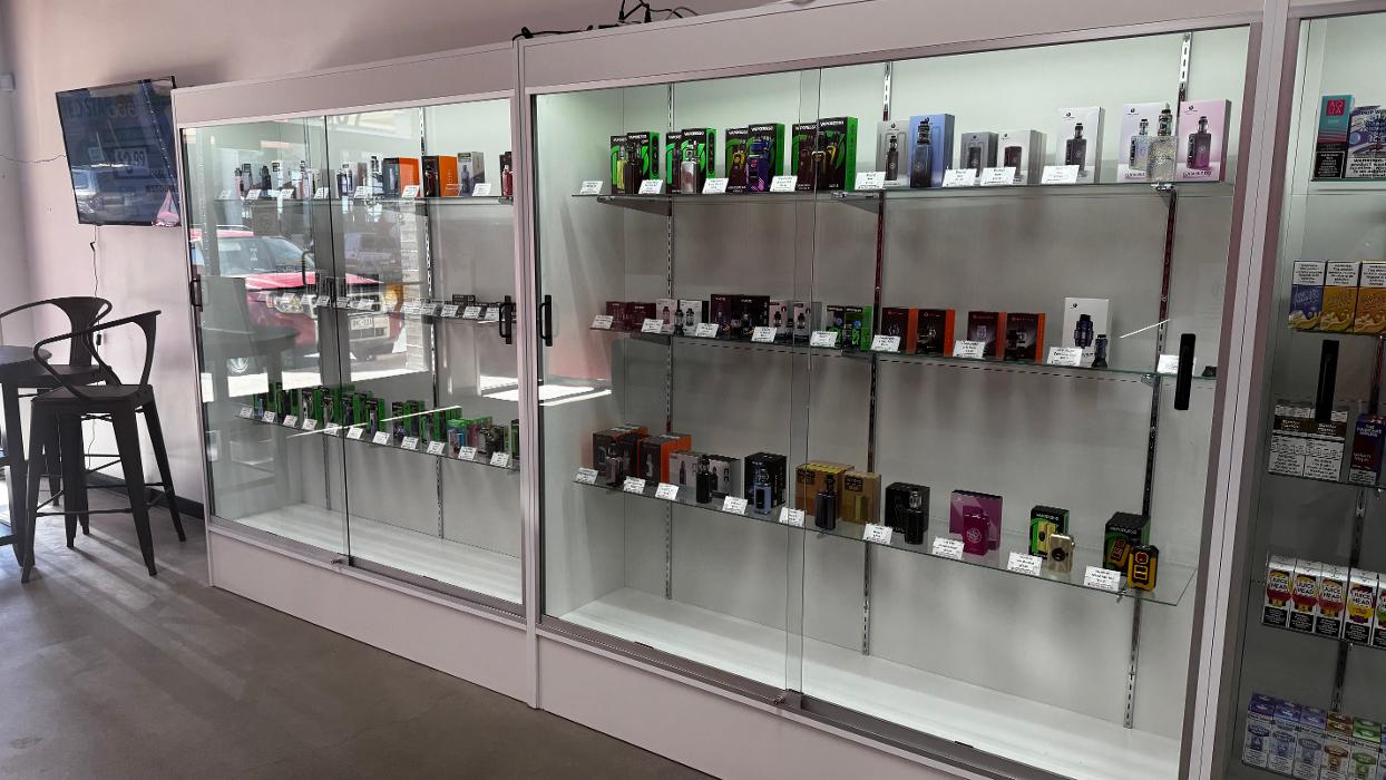 Red Star Vapor - Phoenix, AZ