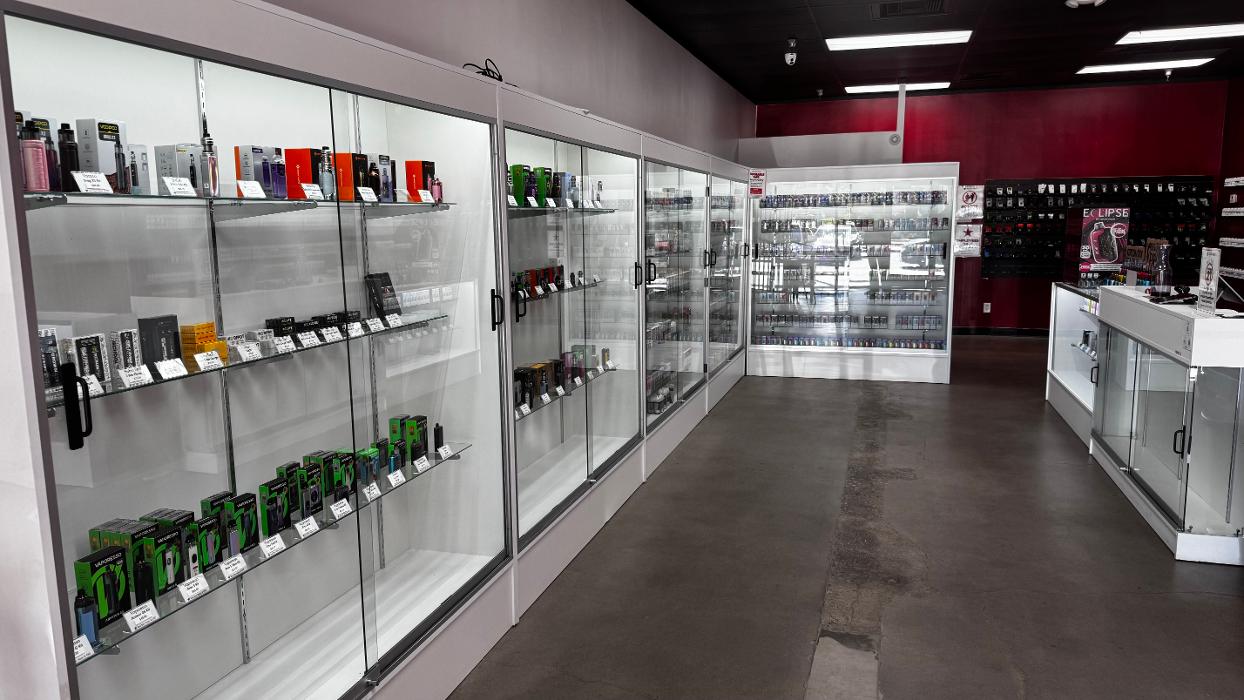 Red Star Vapor - Phoenix, AZ