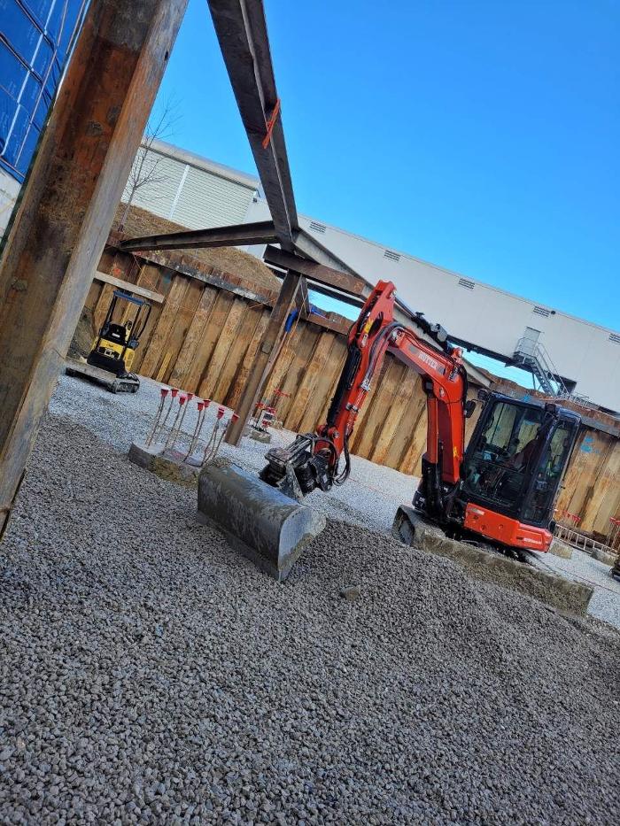Heinrich Gerhard & Cyril Baggerbetrieb, Hitzkircherstrasse in Ermensee