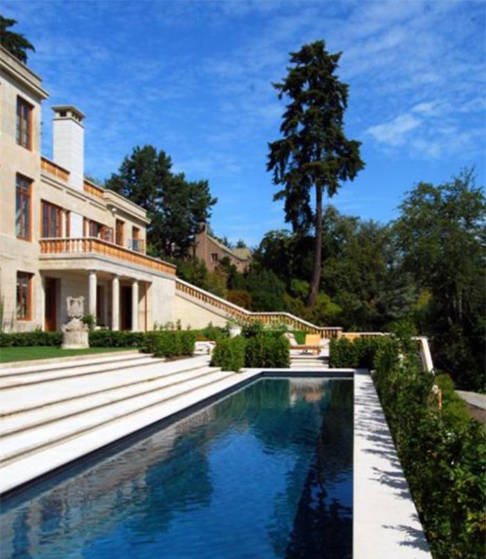 Charter Construction Image