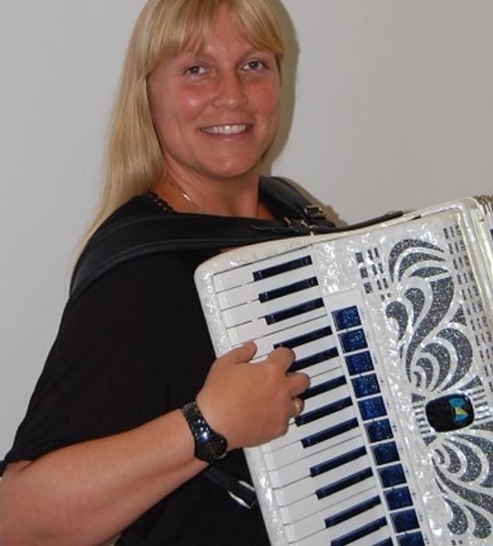 Musikschule Fröhlich - Janet Hering, Langerwischer Straße in Michendorf