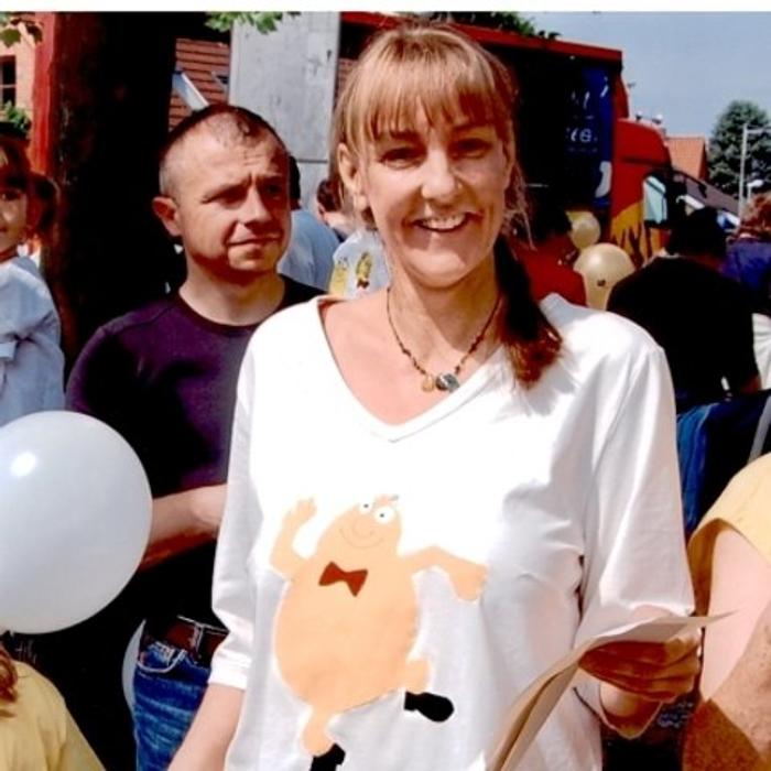 Musikschule Fröhlich - Andrea Cohrs, Louise-Otto-Straße in Adendorf