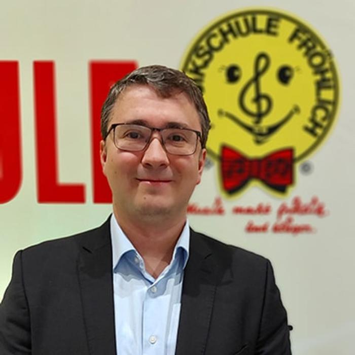 Musikschule Fröhlich - Kevin Stüber, Leninplatz in Edderitz