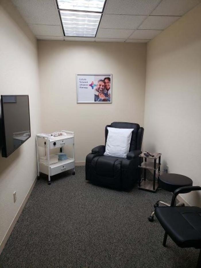 AleraCare Infusion Center - Santa Fe Image