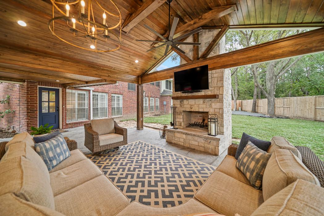 Backyard Retreats - Pearland, TX