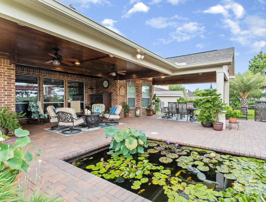 Backyard Retreats - Pearland, TX